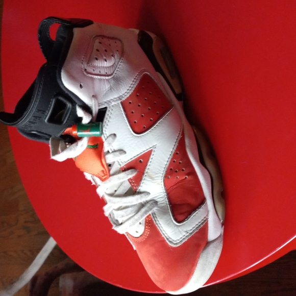 Jordan Retro 6 Gatorade.🤩💯🏃🏃💲👍 - Picture 1 of 8